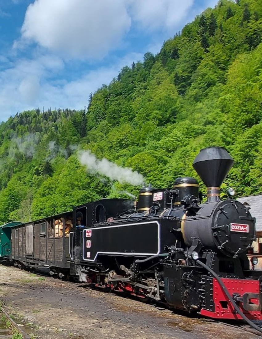 https://www.transylvania.nordic.ro/files/pages/448_Mocanita_steam_train.jpg