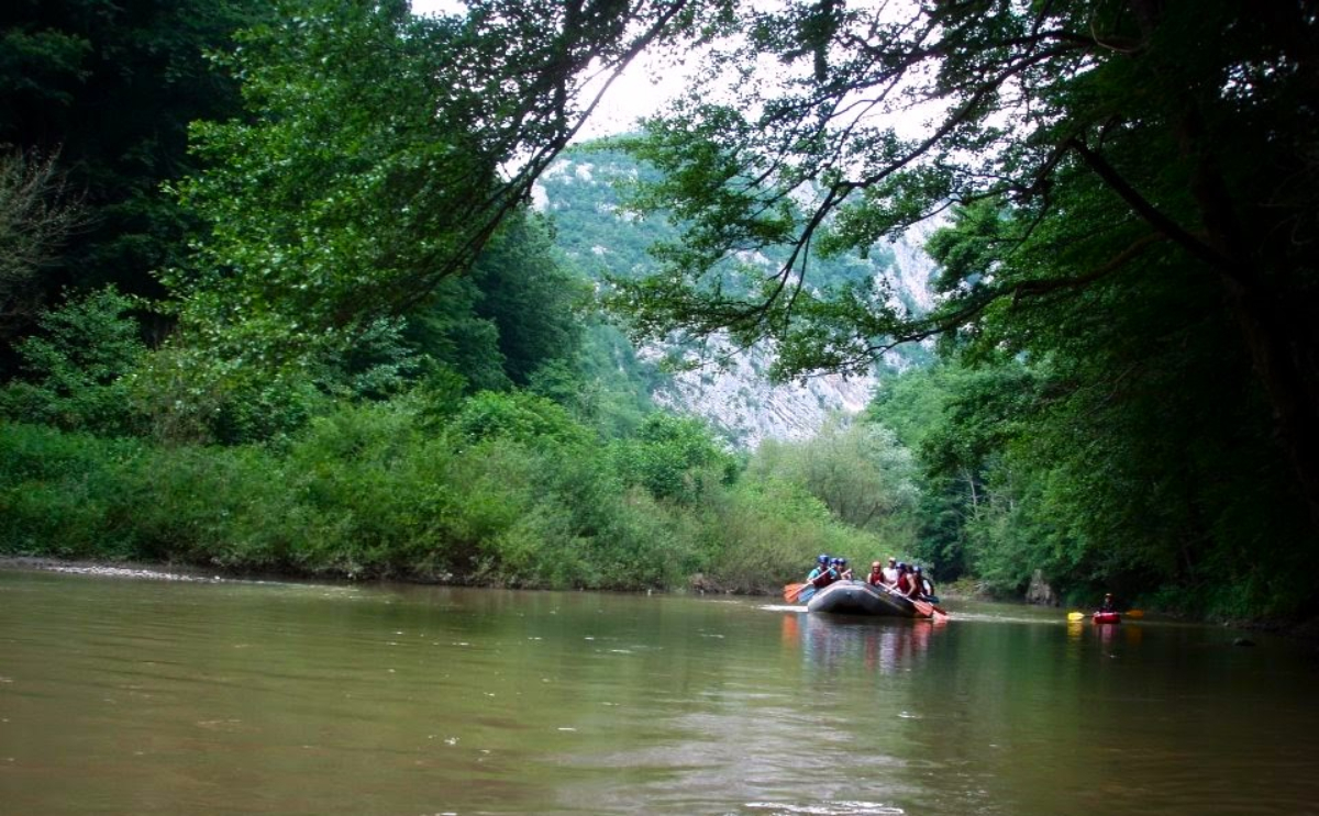 Adventure in Banat Mountains - rafting, caving, boat ride, trekking